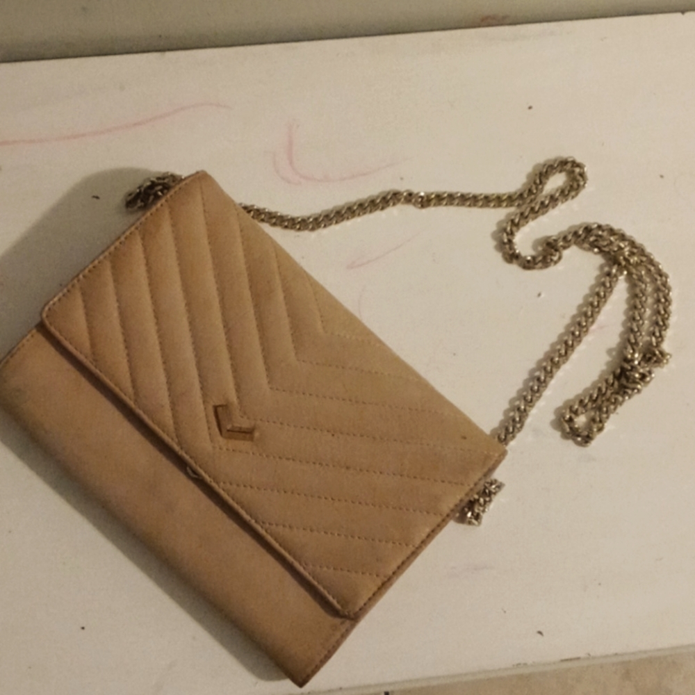 Pale pink chain shoulder bag